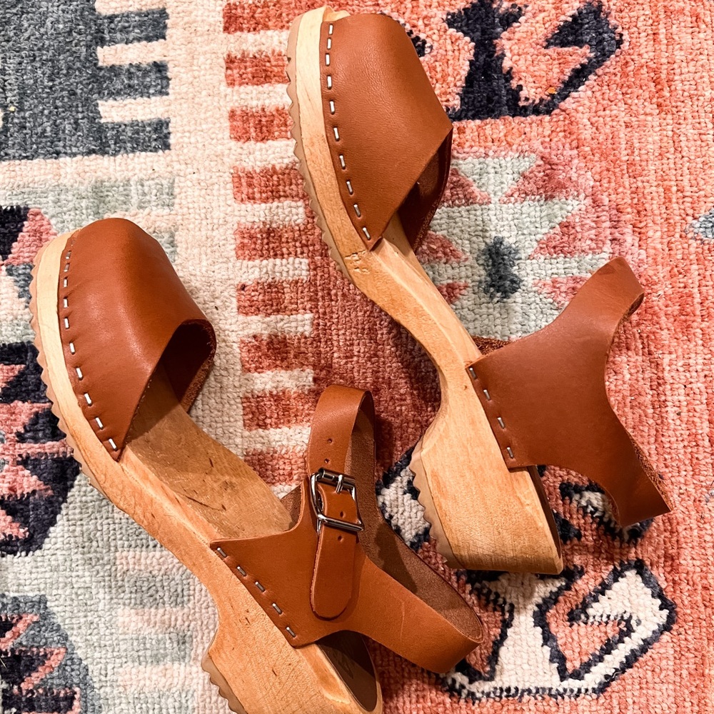 MIA Anja Clogs